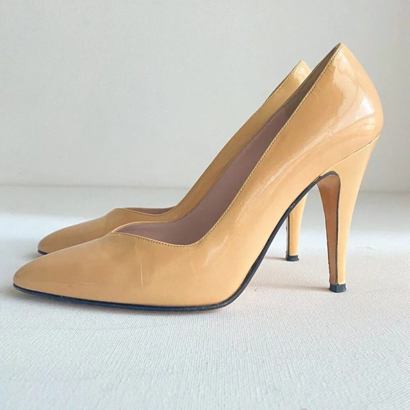 Vintage Jill Stuart Nude Patent LEather Pointy Toe  Classic Heels 8M - Picture 9 of 14